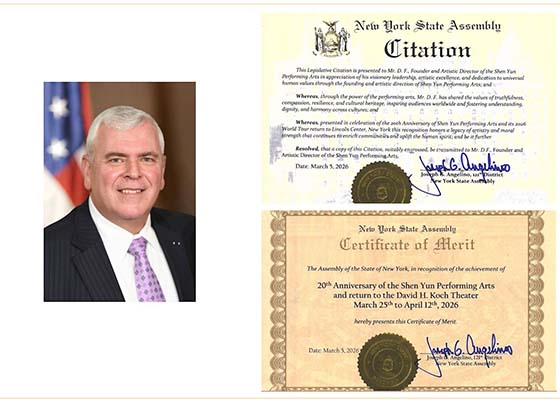 纽约州议员褒奖 向神韵艺术总监致敬