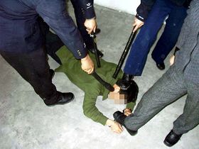 2012-3-25-minghui-persecution-kuxingdg--ss.jpg